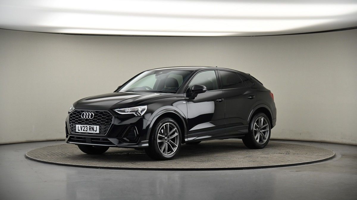 More views of Audi Q3