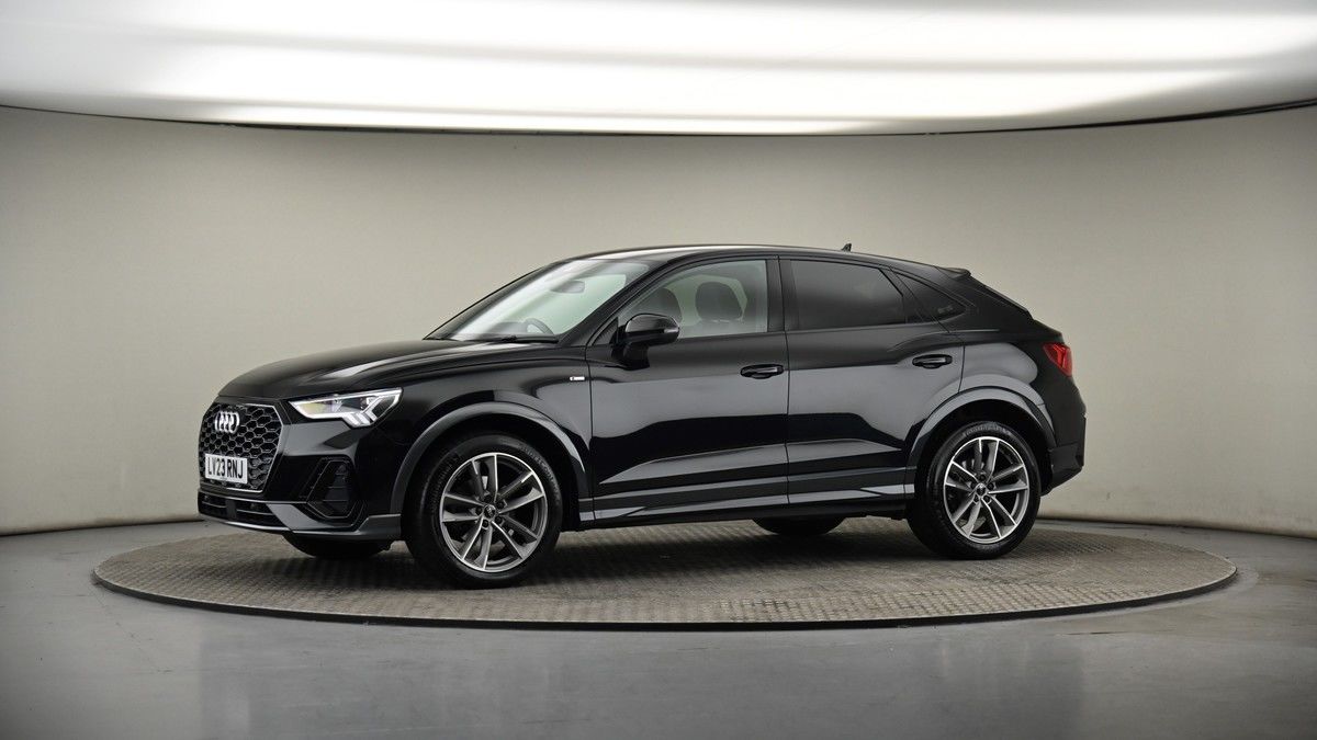More views of Audi Q3