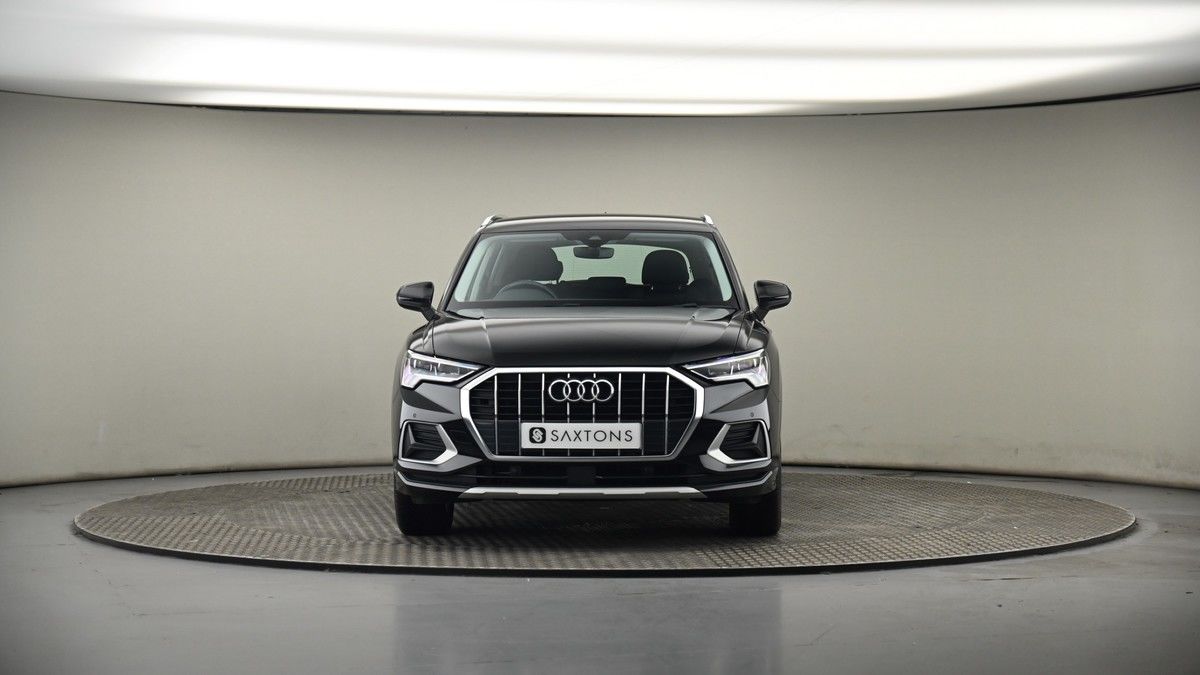 Audi Q3 Image 18