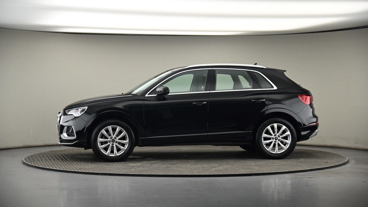 More views of Audi Q3