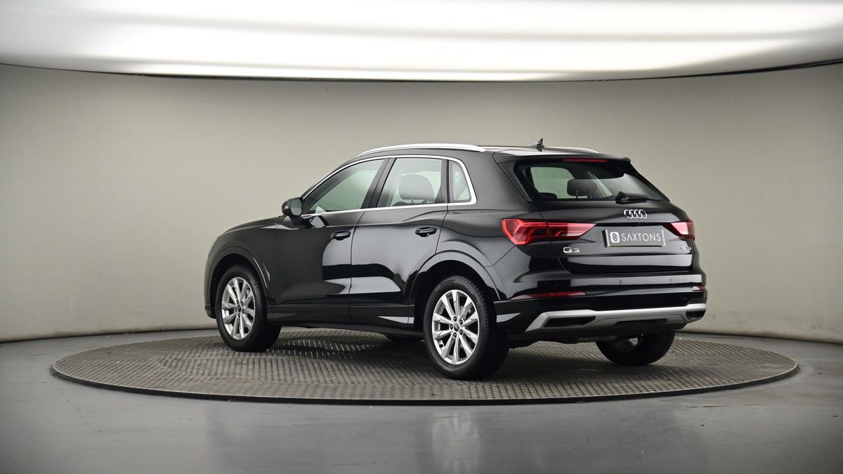 More views of Audi Q3