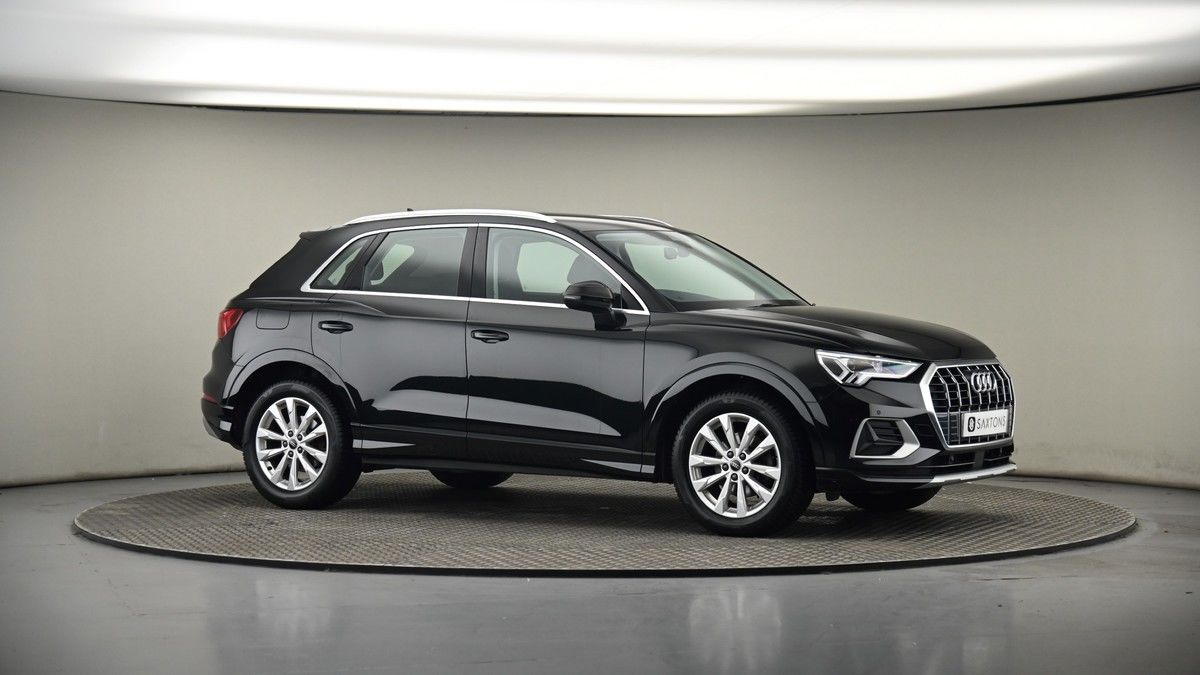 Audi Q3 Image 6