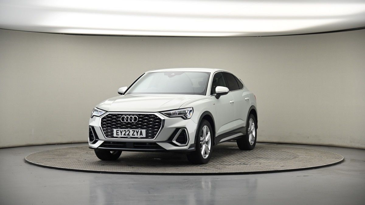 More views of Audi Q3