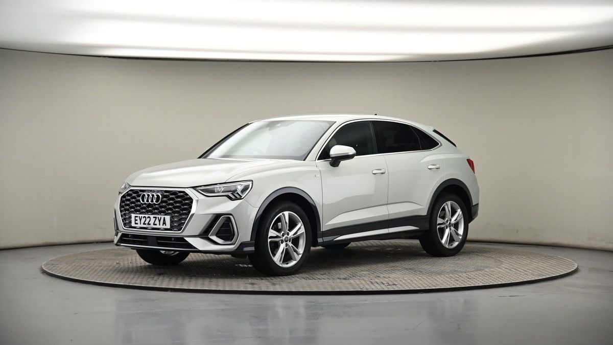 More views of Audi Q3