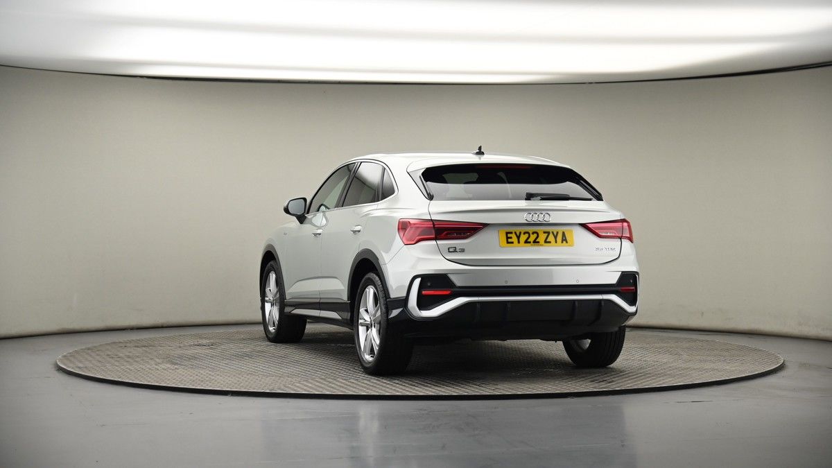 More views of Audi Q3