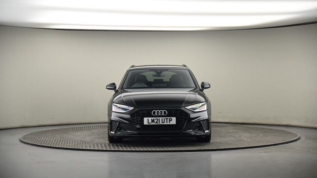 Audi A4 Avant Image 17