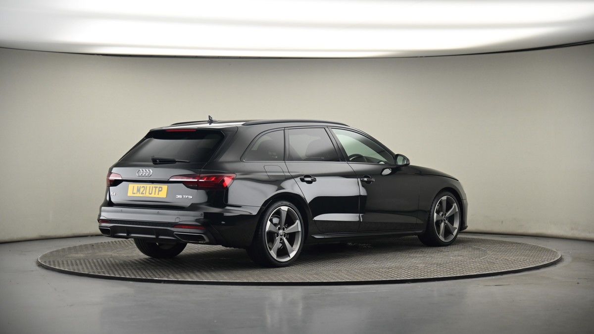 Audi A4 Avant Image 6