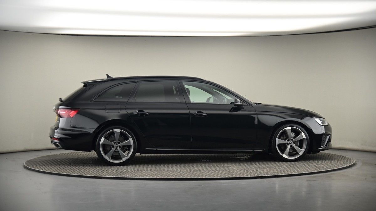 More views of Audi A4 Avant