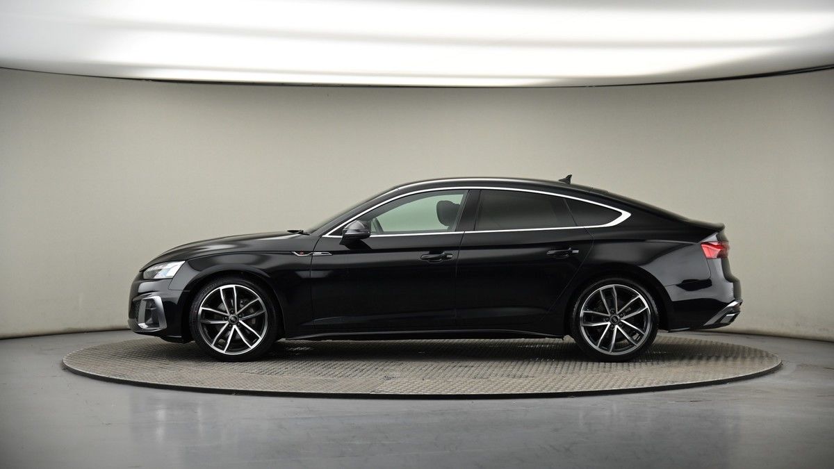Audi A5 Image 18