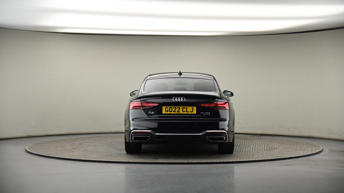 Audi A5 Image 16