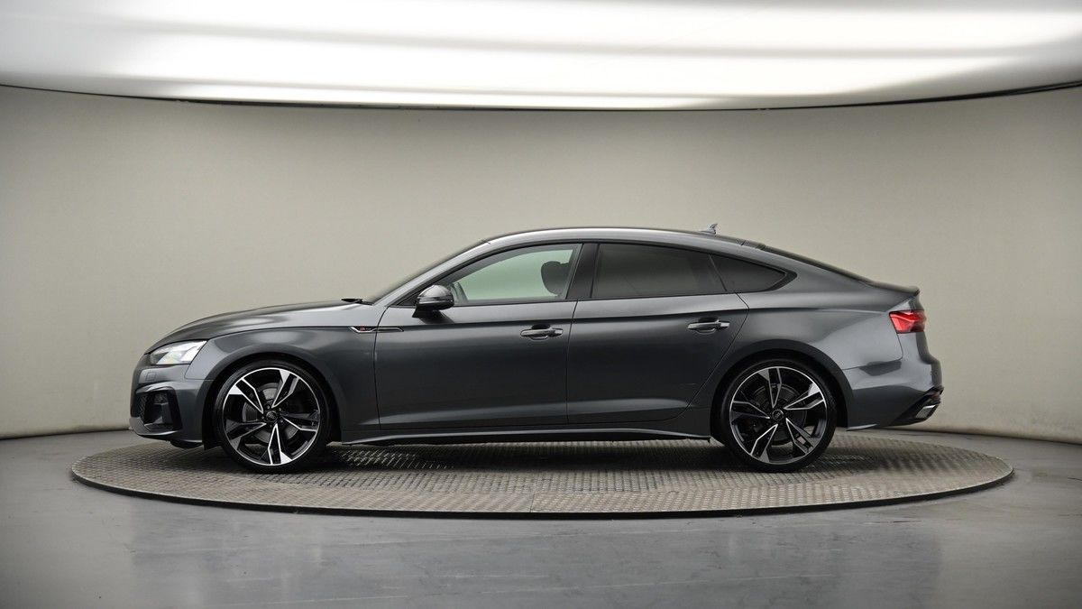 Audi A5 Image 18