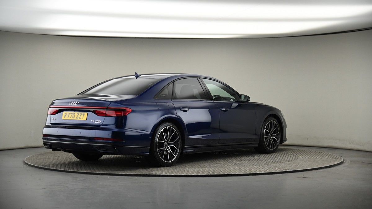 Audi A8 Image 7