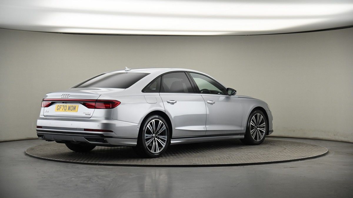 Audi A8 Image 7