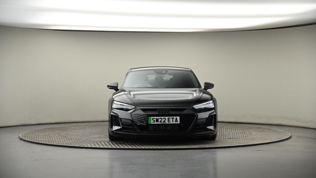 Audi RS e-tron GT Image 18