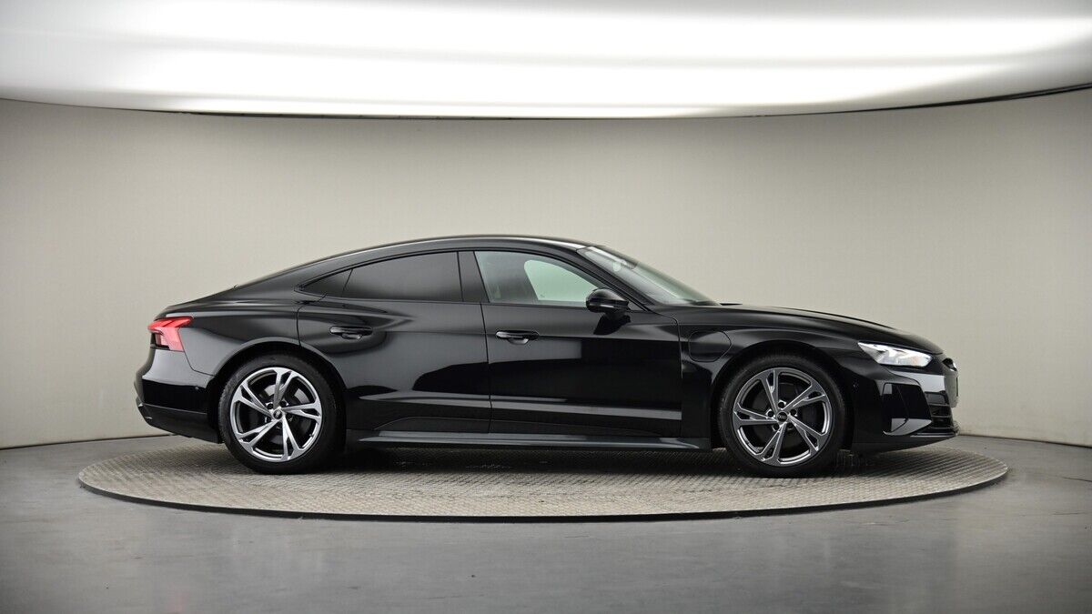More views of Audi e-tron GT