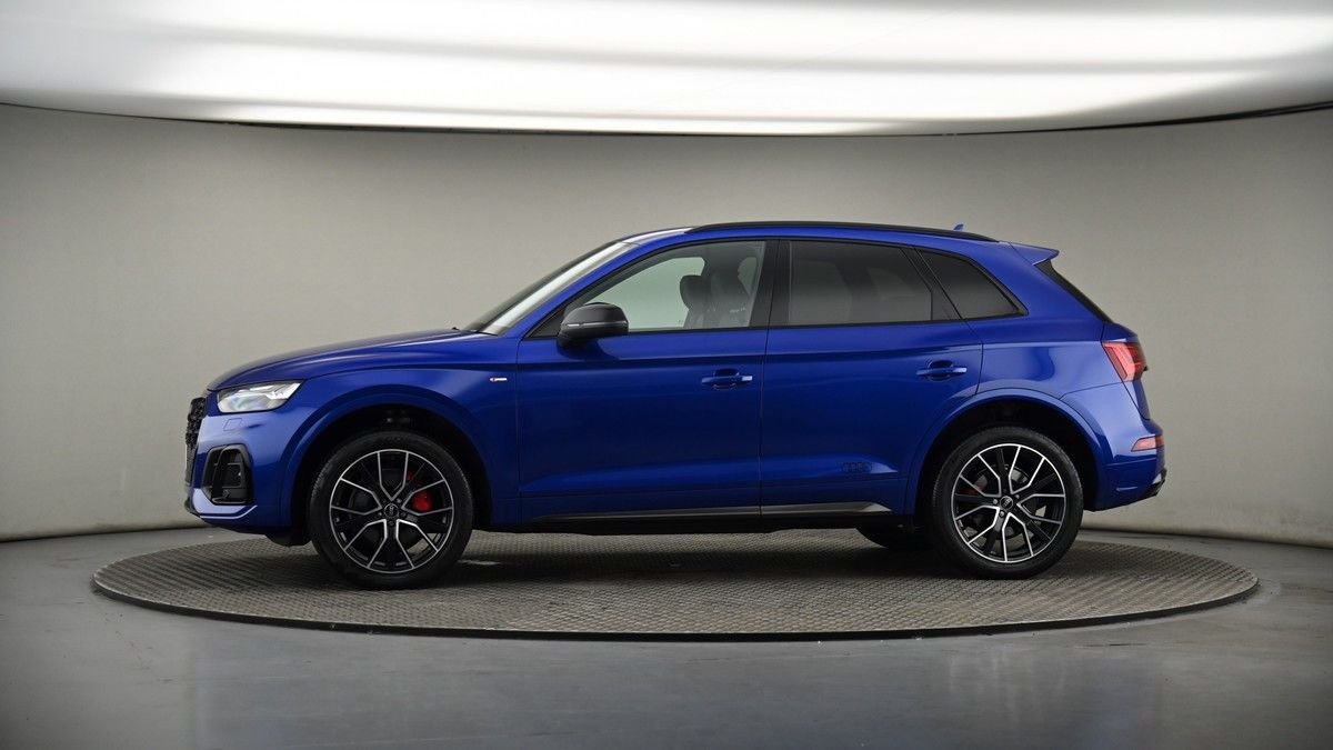 More views of Audi Q5