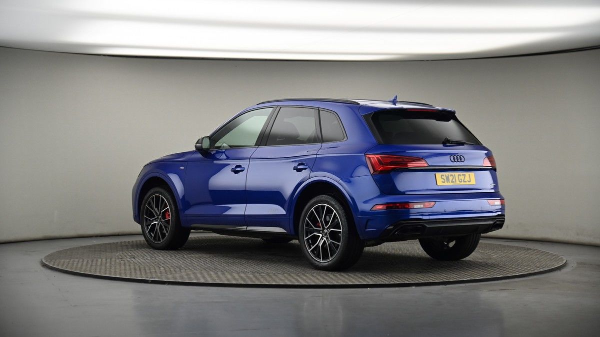 More views of Audi Q5