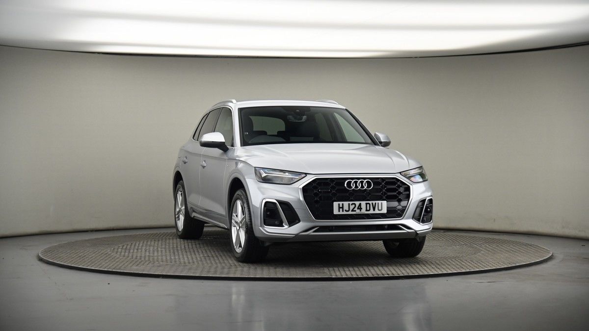 More views of Audi Q5