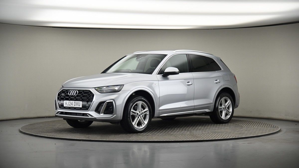 More views of Audi Q5