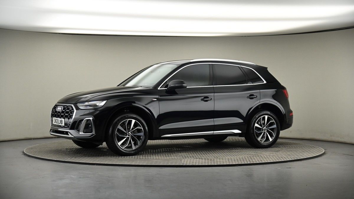 More views of Audi Q5