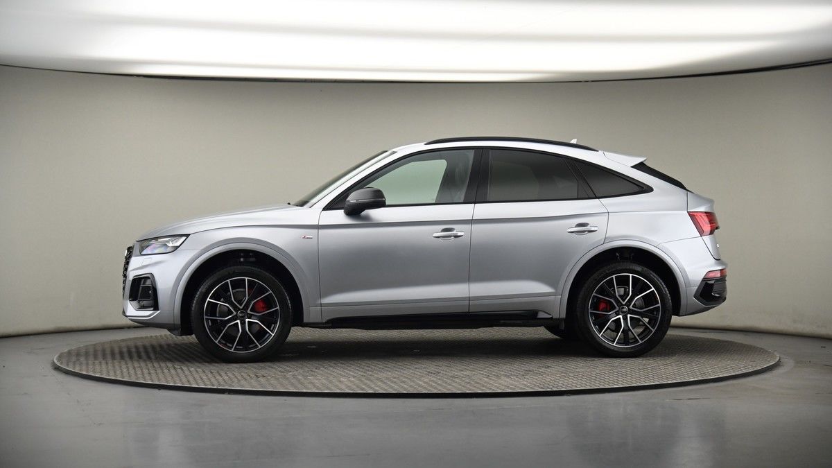 More views of Audi Q5