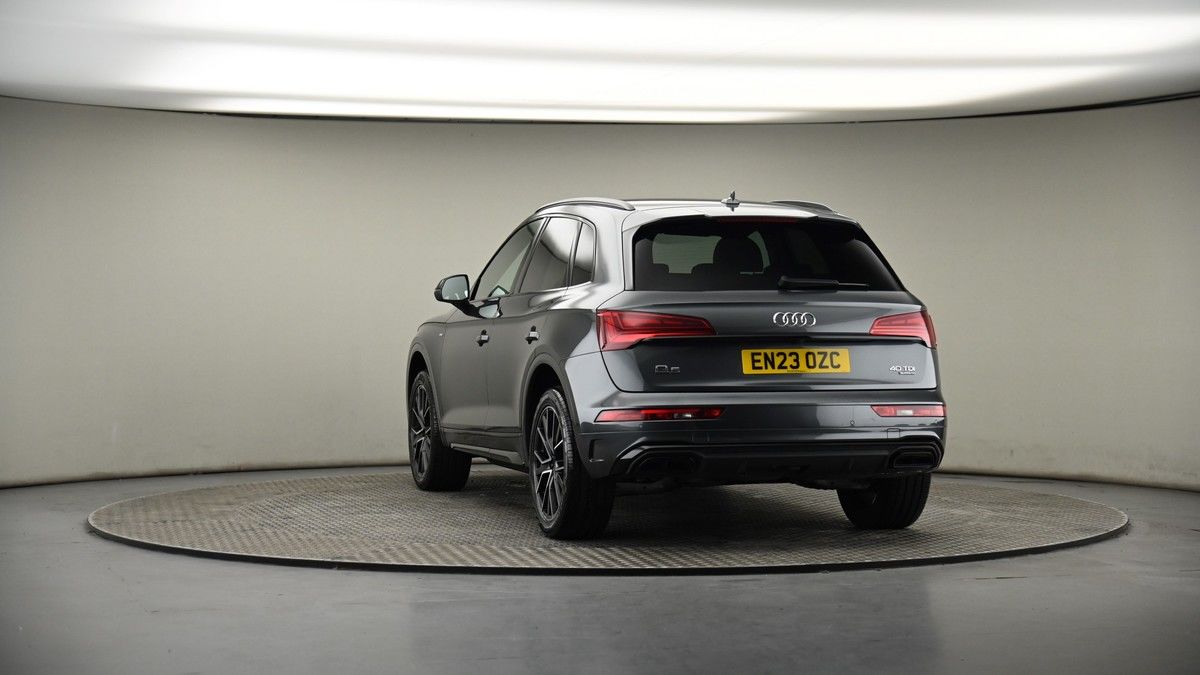 More views of Audi Q5
