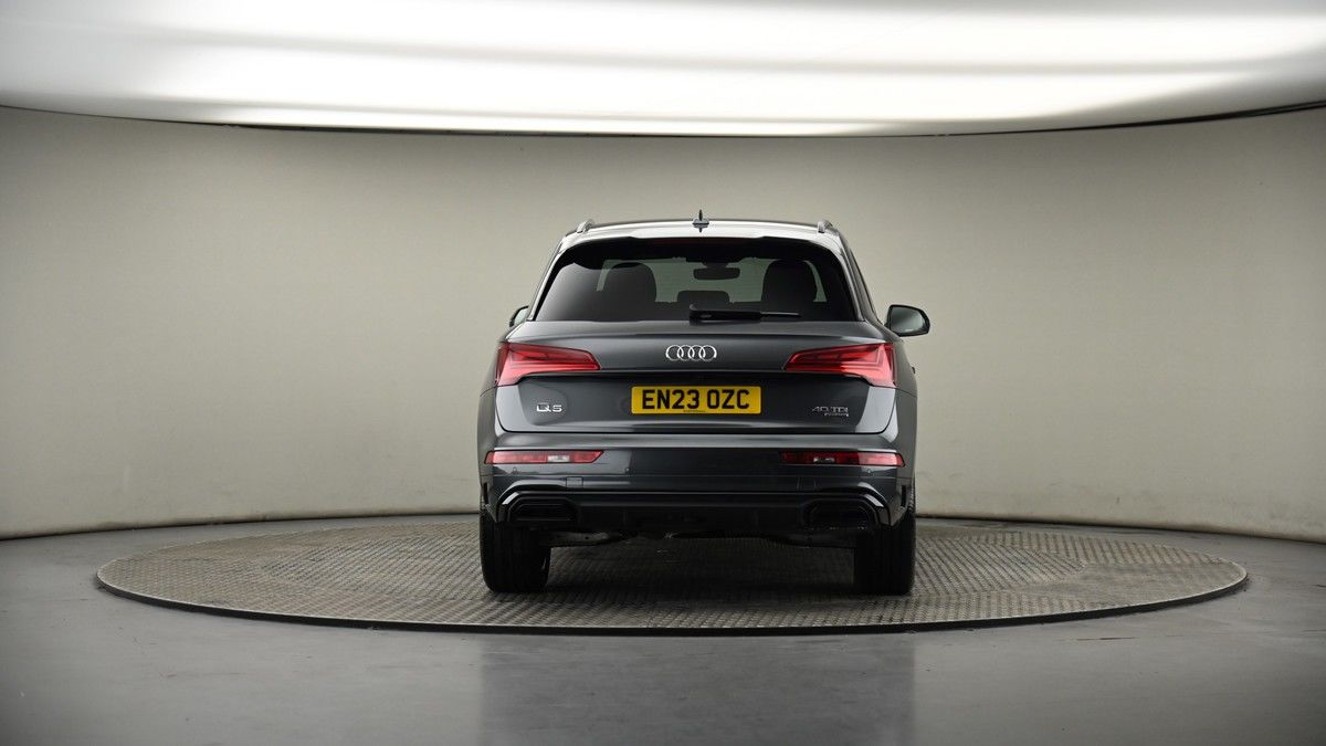 Audi Q5 Image 17