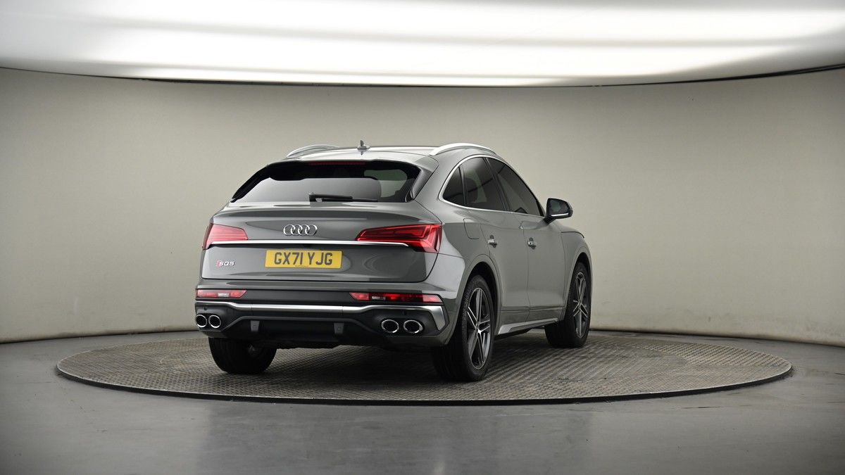 More views of Audi SQ5