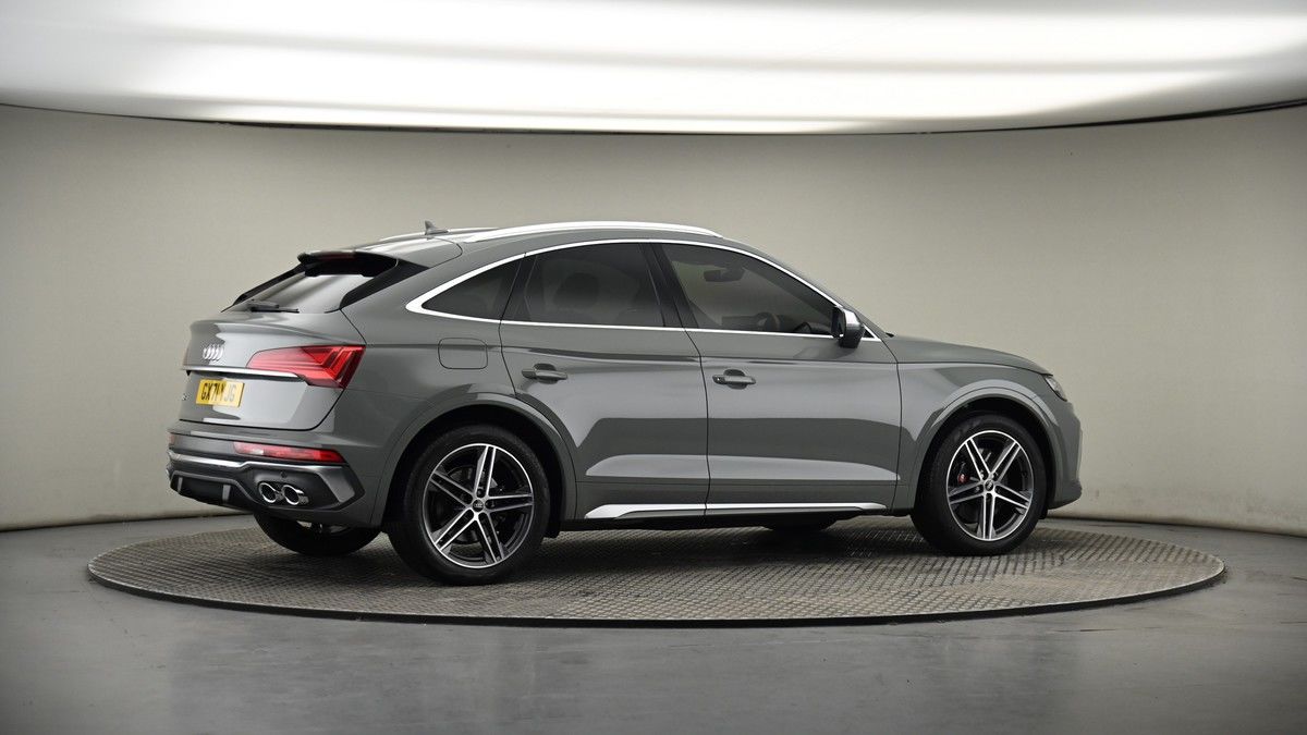 More views of Audi SQ5