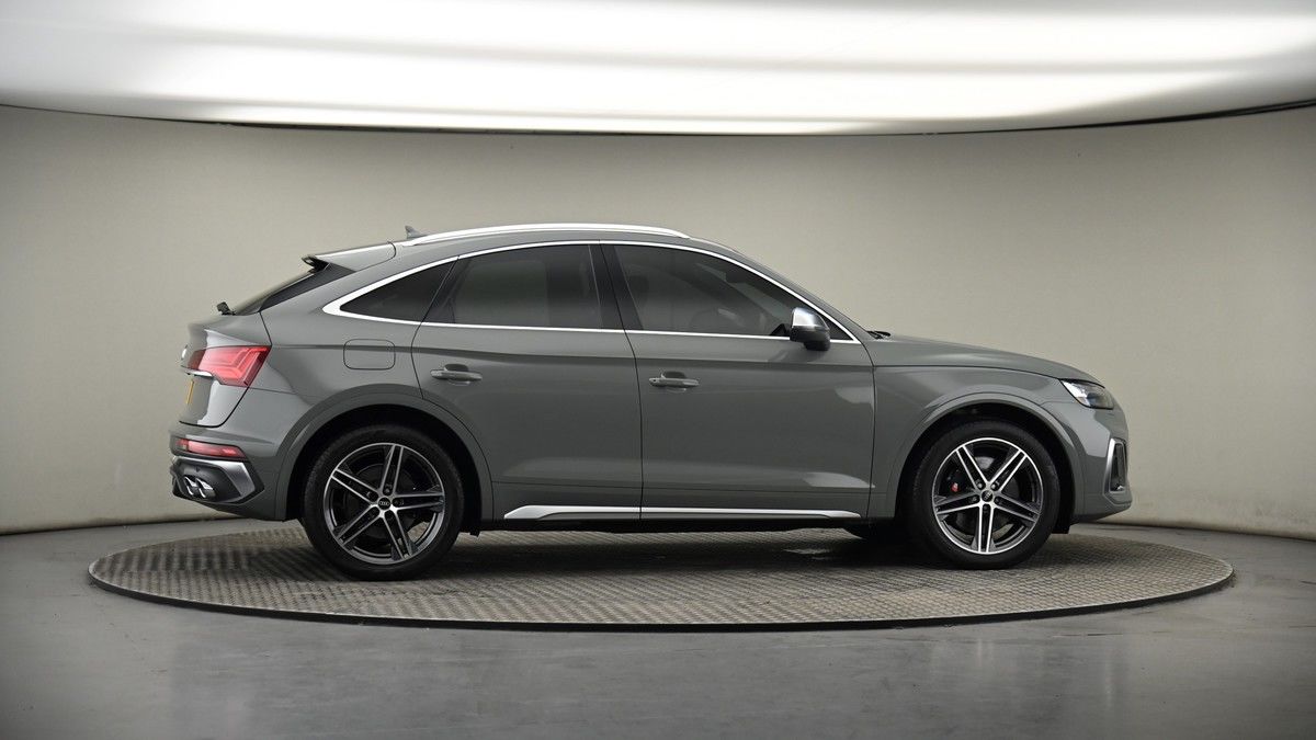 More views of Audi SQ5