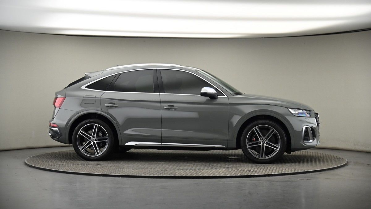 More views of Audi SQ5