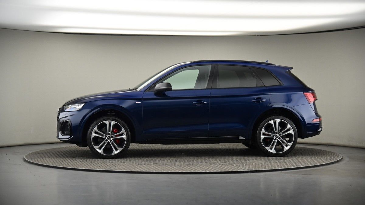 More views of Audi Q5