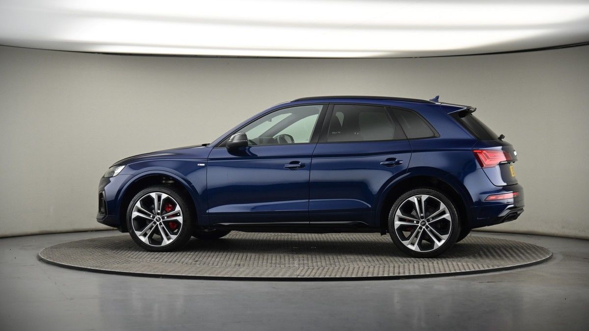 More views of Audi Q5