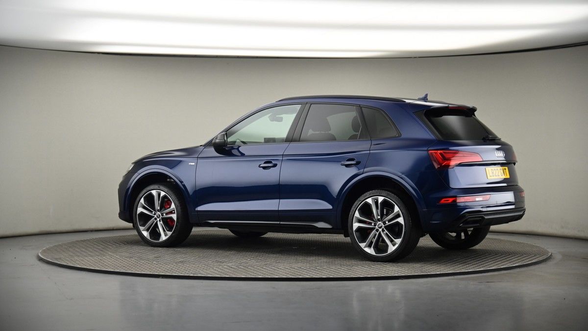 More views of Audi Q5