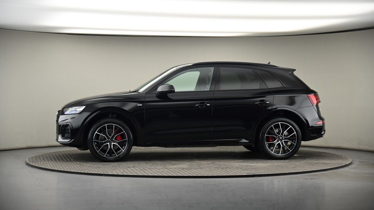More views of Audi Q5
