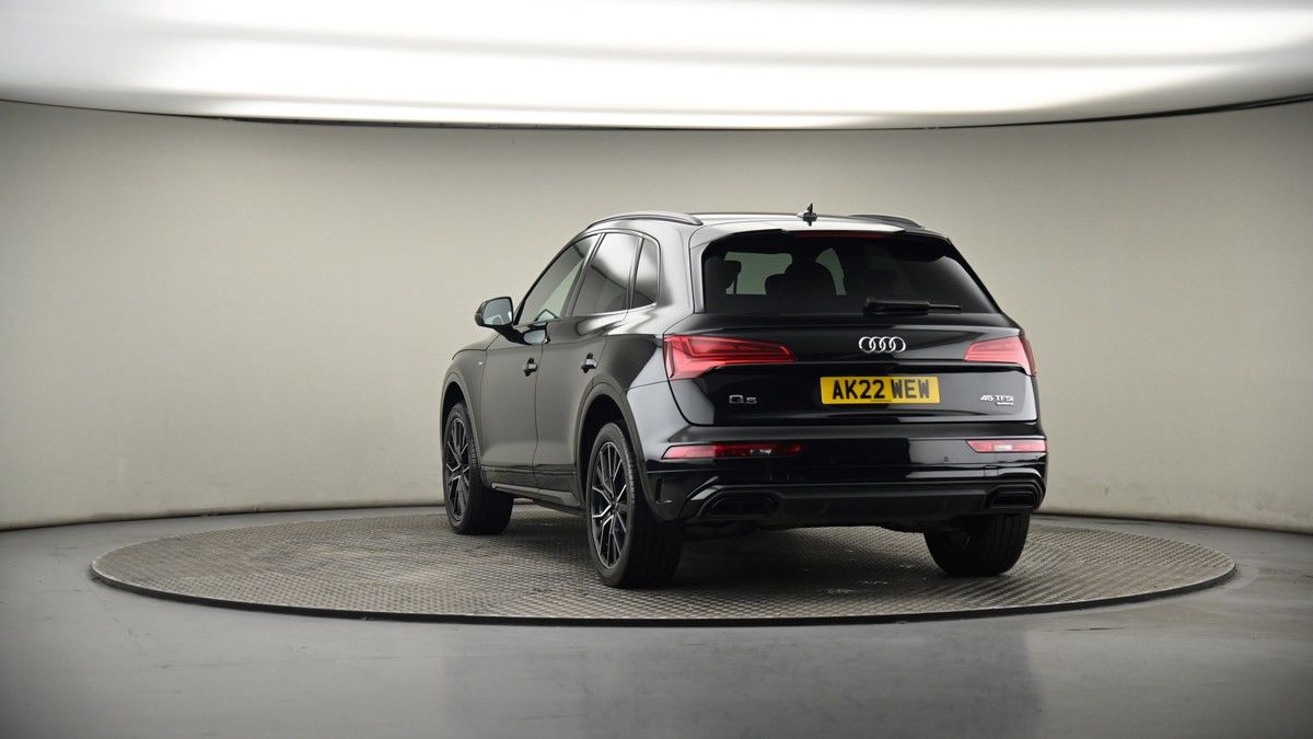 More views of Audi Q5