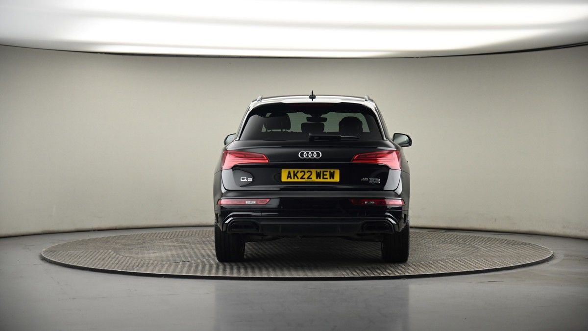 Audi Q5 Image 17