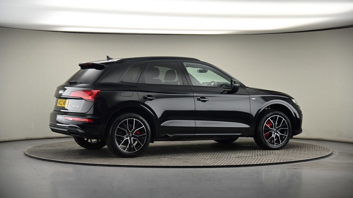 More views of Audi Q5