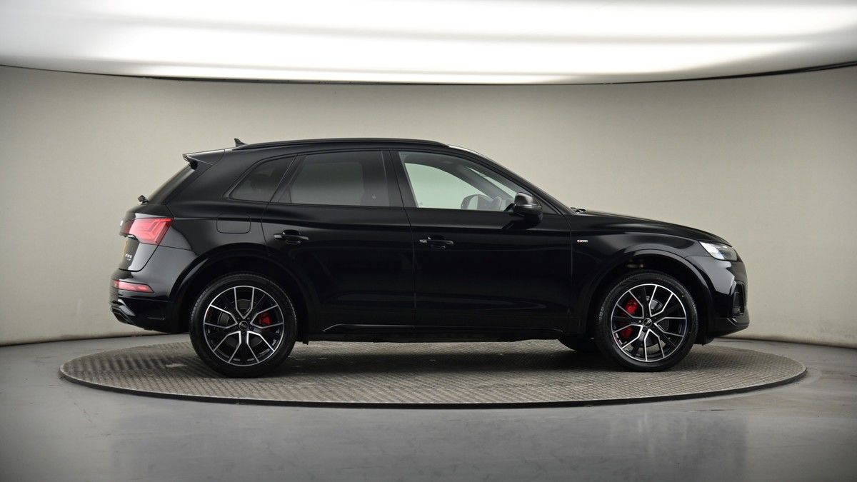 More views of Audi Q5