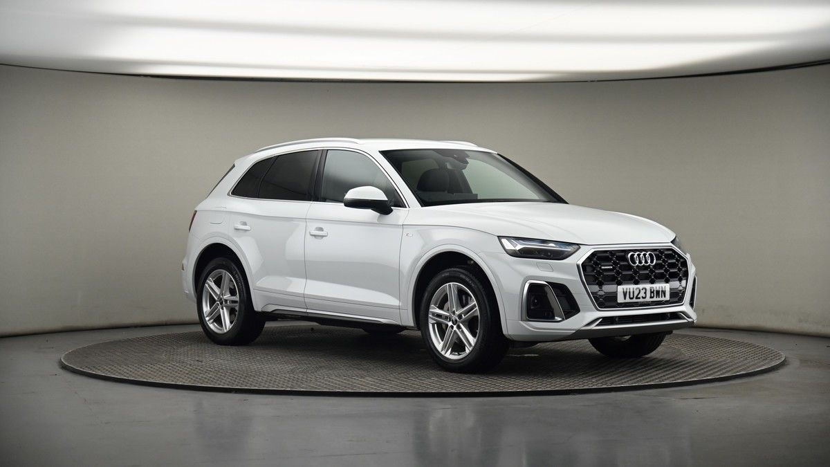 More views of Audi Q5