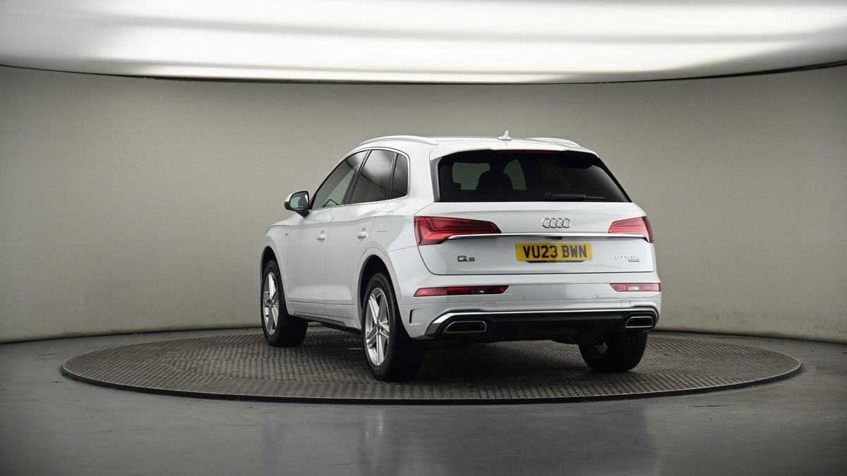 More views of Audi Q5