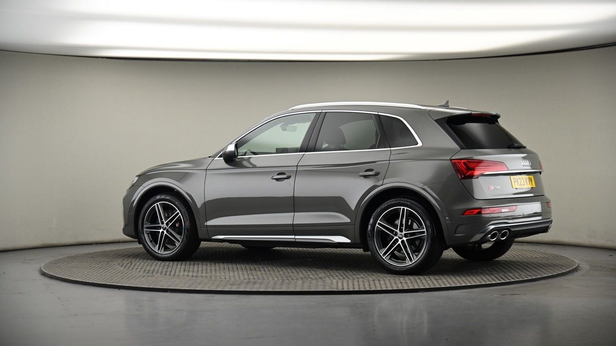 More views of Audi SQ5