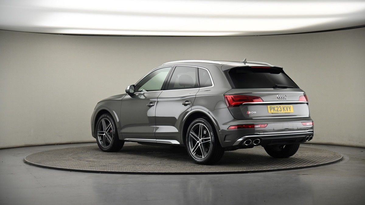 More views of Audi SQ5