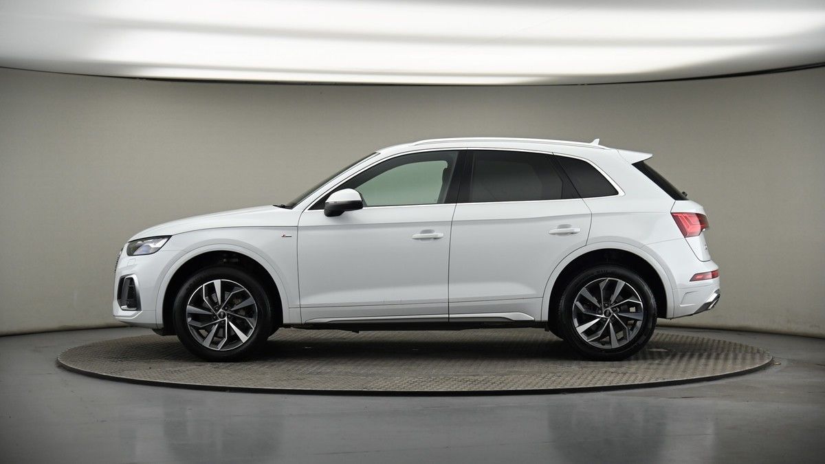 Audi Q5 Image 19