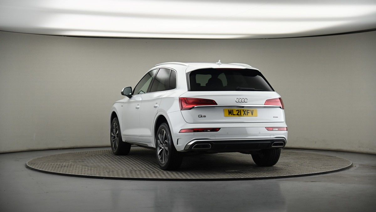 More views of Audi Q5