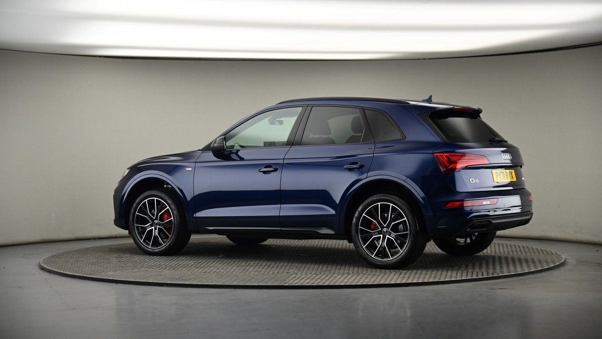 More views of Audi Q5