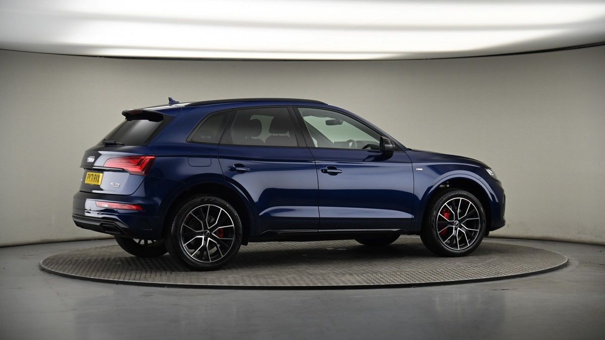 More views of Audi Q5