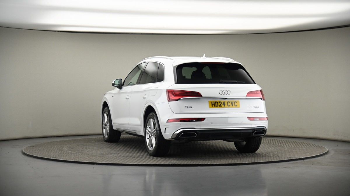More views of Audi Q5