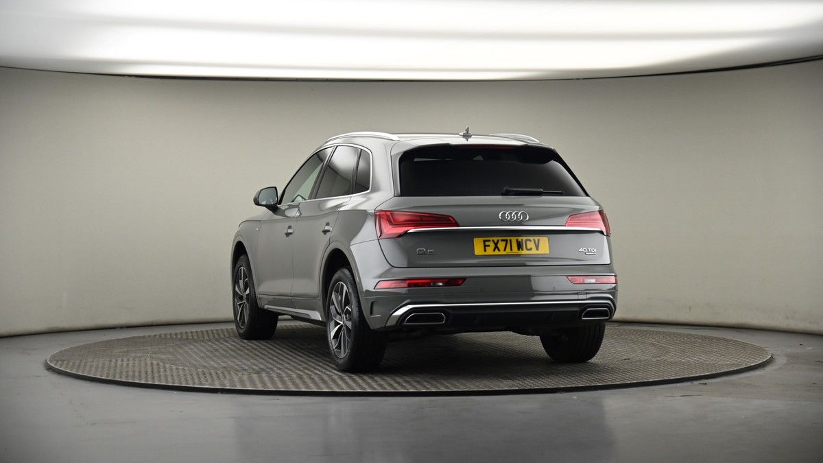 More views of Audi Q5