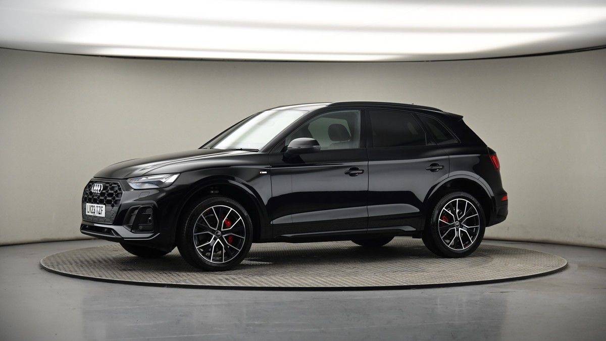 More views of Audi Q5